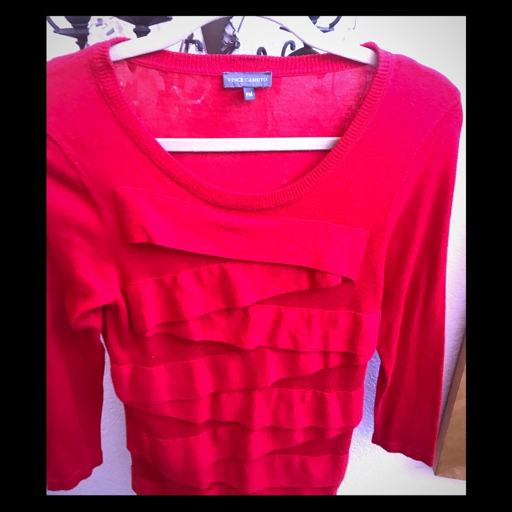 Vince Camuto red slim cut sweater with layers PM